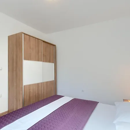 Apartment Gilly 2 Premantura