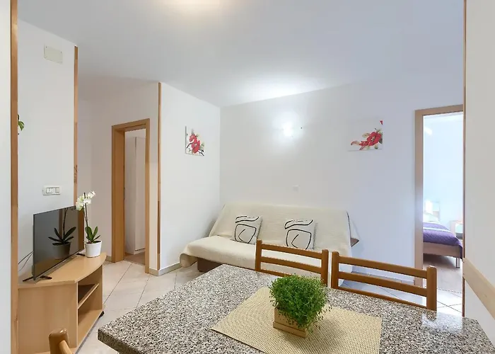 Apartman Gilly 2 Premantura